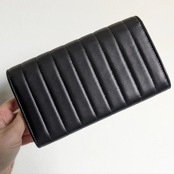 YSL Black Quilted Wallet - Picture 2 of 10